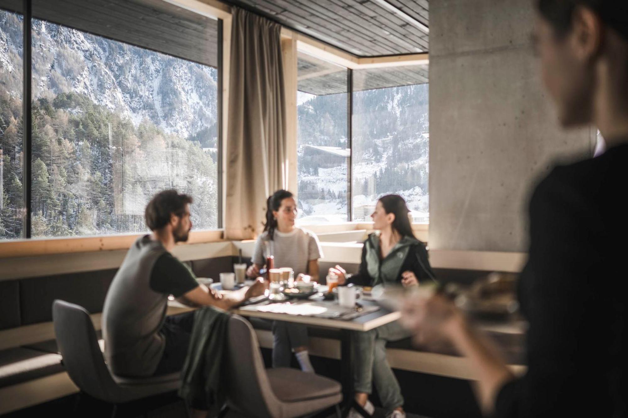 Alphof Sölden Hotell Exteriör bild