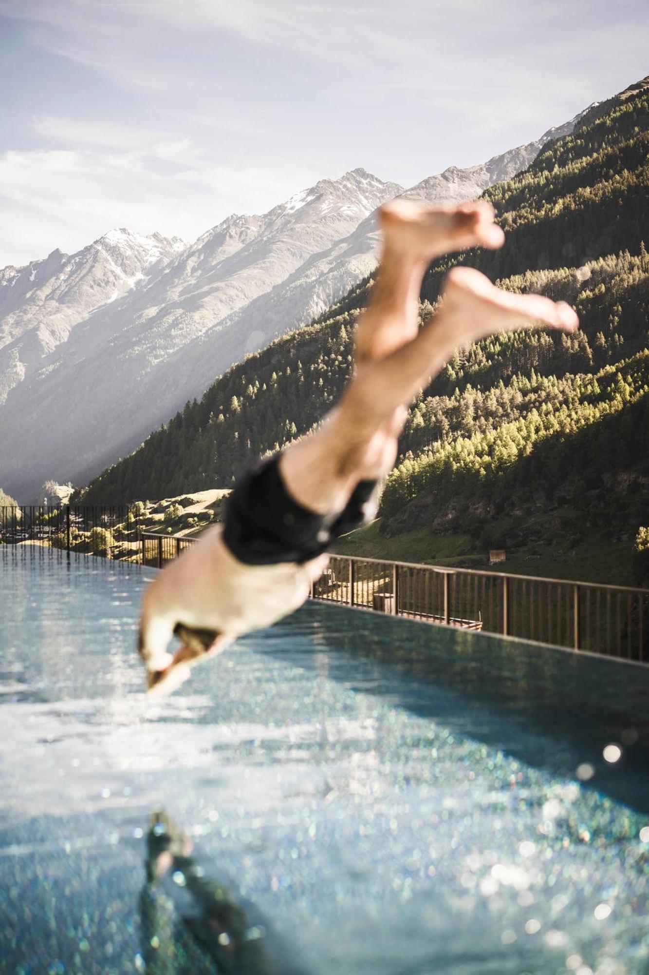 Alphof Sölden Hotell Exteriör bild