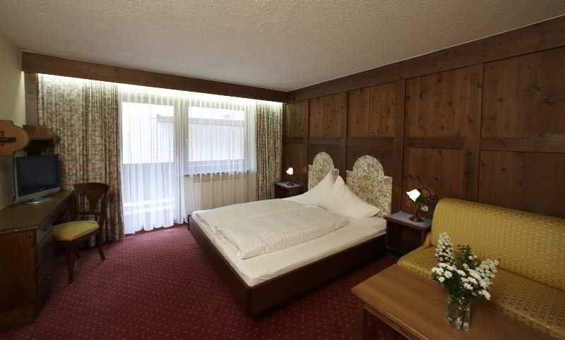 Alphof Sölden Hotell Exteriör bild
