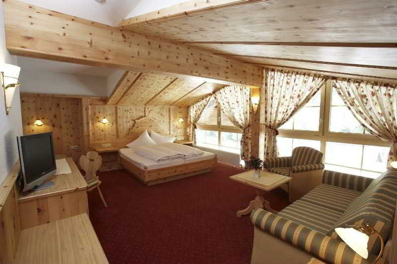 Alphof Sölden Hotell Exteriör bild